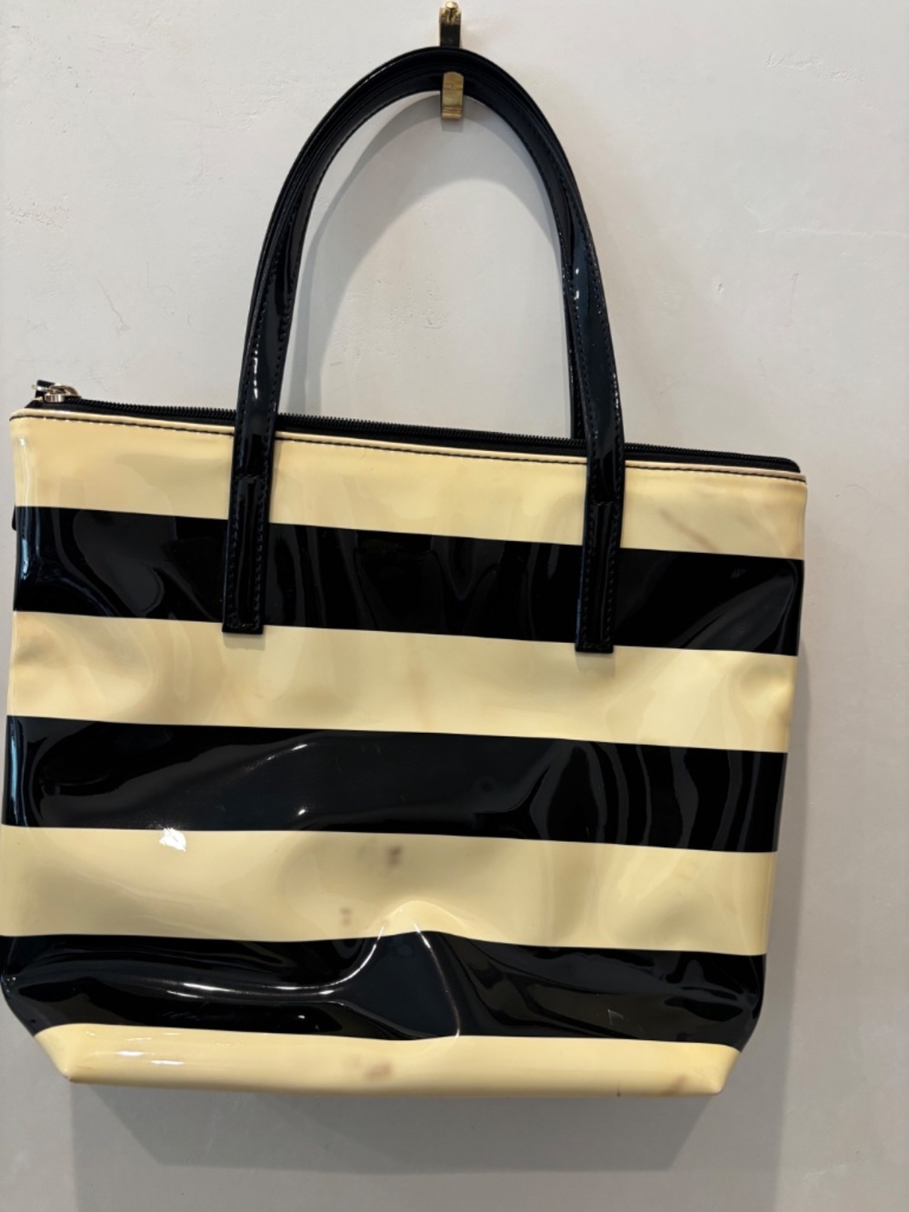 Kate Spade New York Black & Cream Striped Patent Leather Zip Tote Bag - Picture 2 of 5